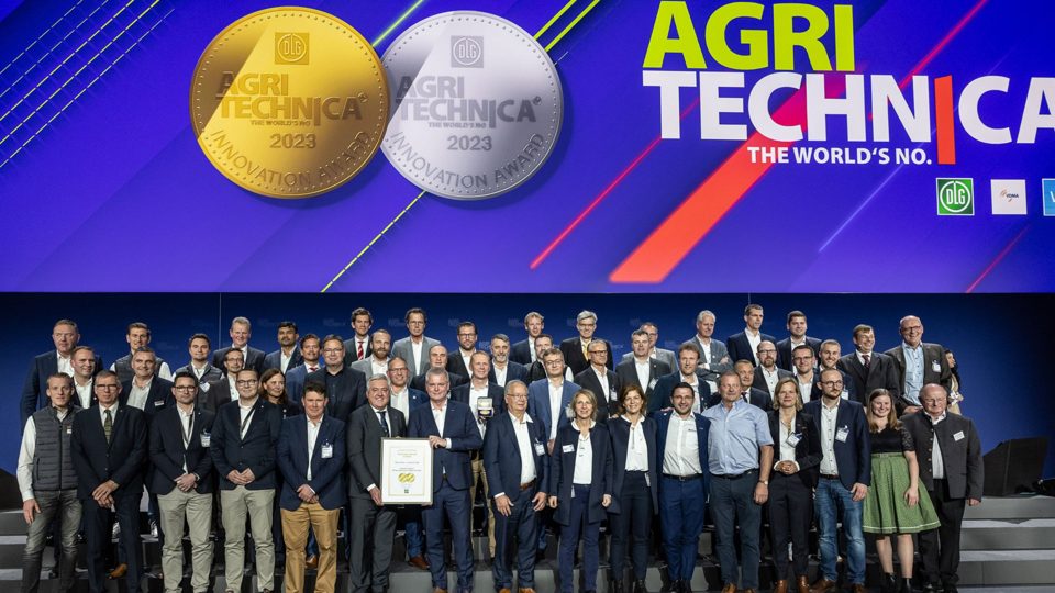Group photograph on the official Agritechnica 2023 innovation award winners page